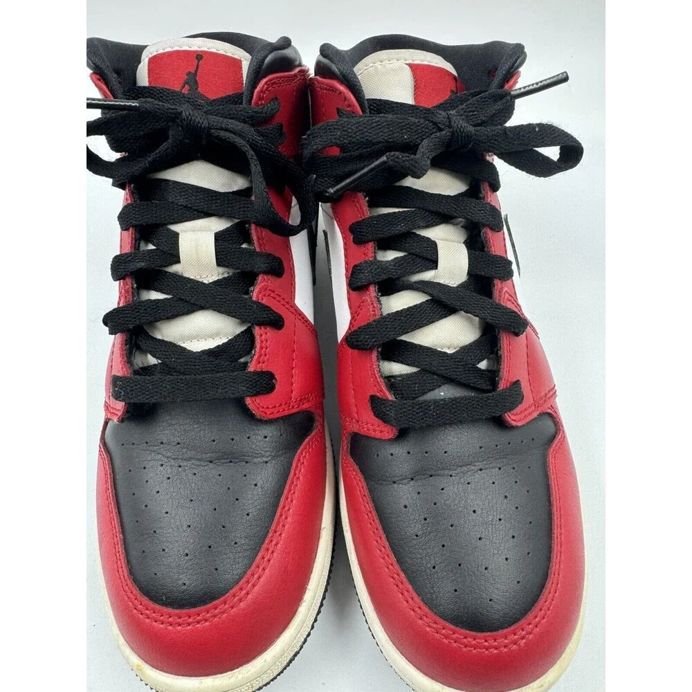Nike Air Jordan 1 Mid Boy's Youth Size 6Y Black Fire Red White Shoes 554725-069